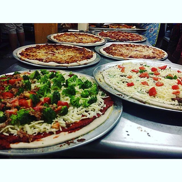 #gotpizza #gethungry #pizza #homemadepizza #camphasgottheeats #weaimtoplease #foodandfellowship #camppizzarules